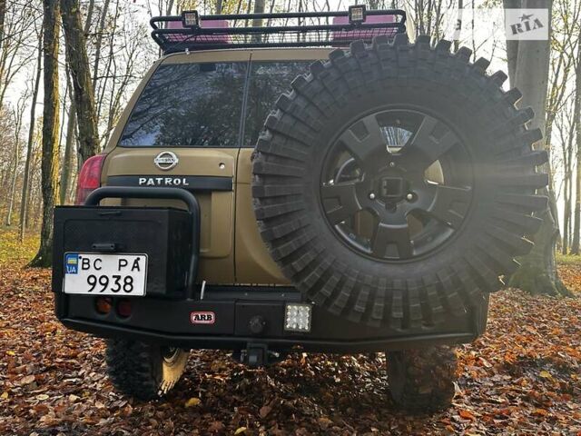 Ніссан Патрол, об'ємом двигуна 3 л та пробігом 340 тис. км за 29900 $, фото 15 на Automoto.ua