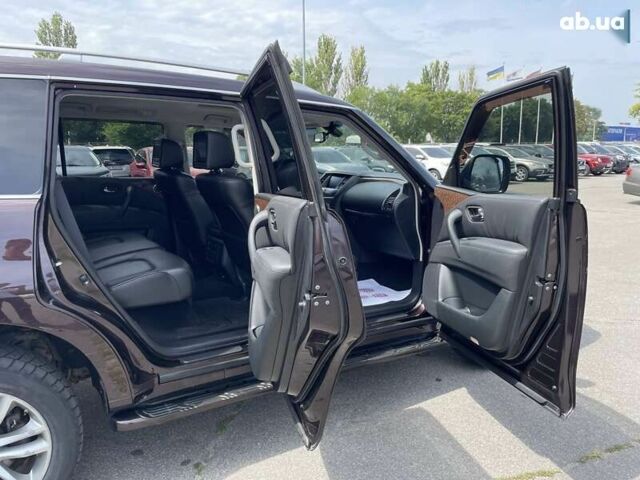 Ниссан Патрол, объемом двигателя 5.6 л и пробегом 233 тыс. км за 17500 $, фото 16 на Automoto.ua