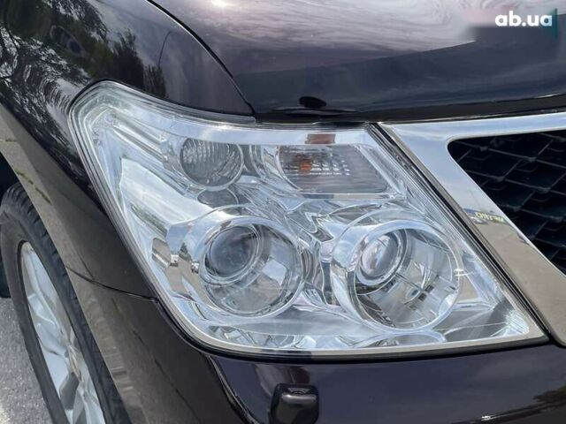 Ниссан Патрол, объемом двигателя 5.6 л и пробегом 233 тыс. км за 17500 $, фото 4 на Automoto.ua