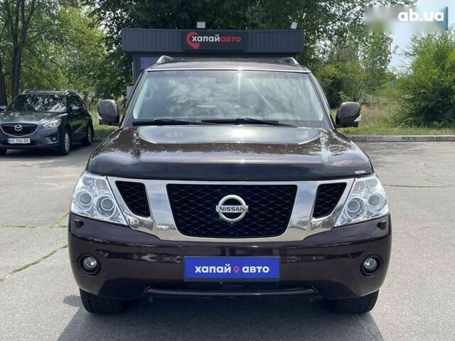 Ниссан Патрол, объемом двигателя 5.6 л и пробегом 233 тыс. км за 17500 $, фото 2 на Automoto.ua