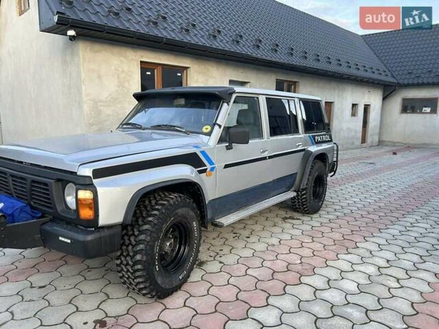 Серый Ниссан Патрол, объемом двигателя 2.8 л и пробегом 234 тыс. км за 9300 $, фото 36 на Automoto.ua