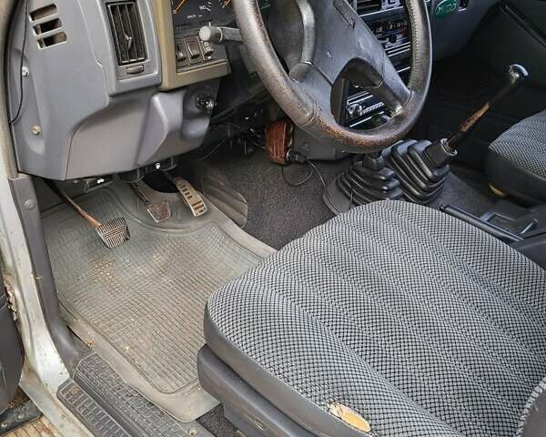 Сірий Ніссан Патрол, об'ємом двигуна 2.8 л та пробігом 525 тис. км за 8500 $, фото 23 на Automoto.ua