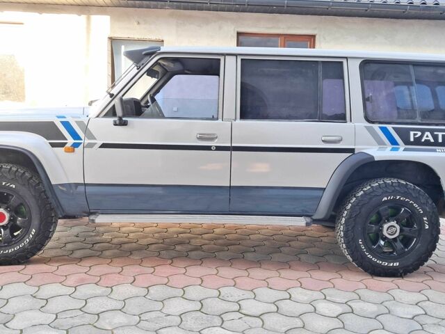 Серый Ниссан Патрол, объемом двигателя 2.8 л и пробегом 234 тыс. км за 9999 $, фото 18 на Automoto.ua