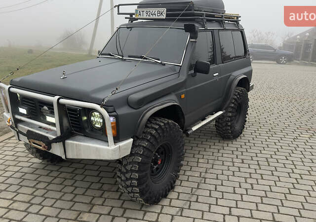 Серый Ниссан Патрол, объемом двигателя 2.8 л и пробегом 270 тыс. км за 16500 $, фото 2 на Automoto.ua