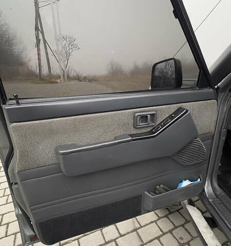 Серый Ниссан Патрол, объемом двигателя 2.8 л и пробегом 270 тыс. км за 16500 $, фото 24 на Automoto.ua