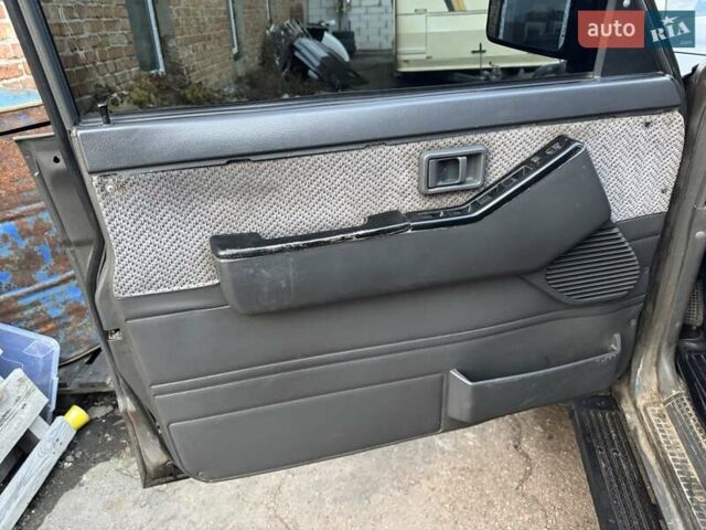 Сірий Ніссан Патрол, об'ємом двигуна 3 л та пробігом 296 тис. км за 12800 $, фото 16 на Automoto.ua