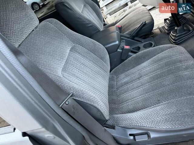 Сірий Ніссан Патрол, об'ємом двигуна 3 л та пробігом 296 тис. км за 12800 $, фото 26 на Automoto.ua