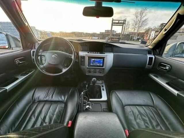 Сірий Ніссан Патрол, об'ємом двигуна 3 л та пробігом 244 тис. км за 3838 $, фото 7 на Automoto.ua