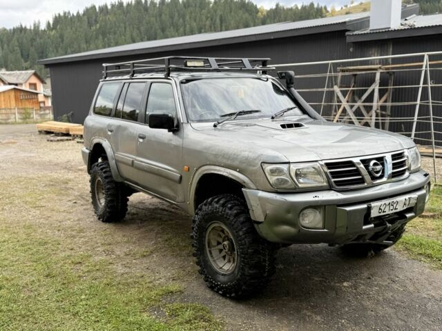 Серый Ниссан Патрол, объемом двигателя 3 л и пробегом 200 тыс. км за 9340 $, фото 2 на Automoto.ua
