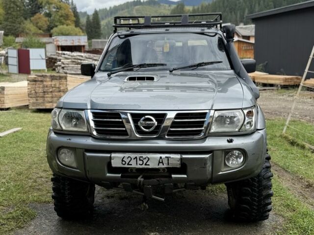 Серый Ниссан Патрол, объемом двигателя 3 л и пробегом 200 тыс. км за 9340 $, фото 3 на Automoto.ua
