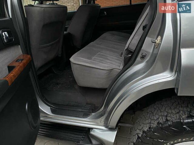Сірий Ніссан Патрол, об'ємом двигуна 3 л та пробігом 250 тис. км за 19500 $, фото 15 на Automoto.ua