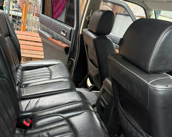 Сірий Ніссан Патрол, об'ємом двигуна 2.95 л та пробігом 283 тис. км за 30000 $, фото 11 на Automoto.ua