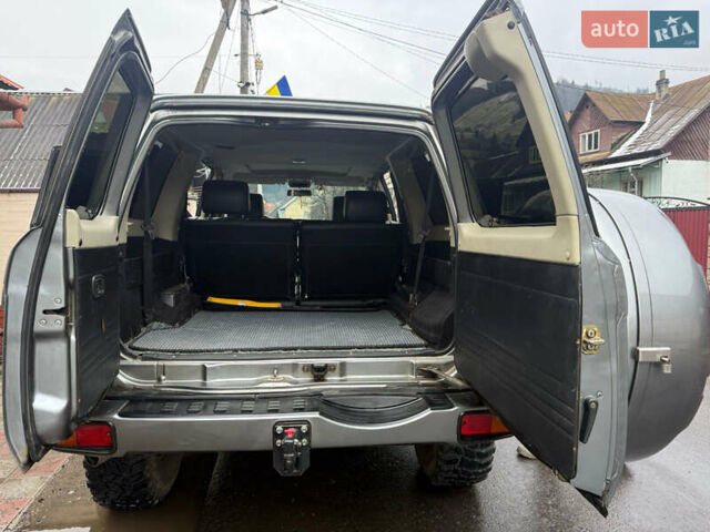 Сірий Ніссан Патрол, об'ємом двигуна 2.95 л та пробігом 283 тис. км за 30000 $, фото 19 на Automoto.ua