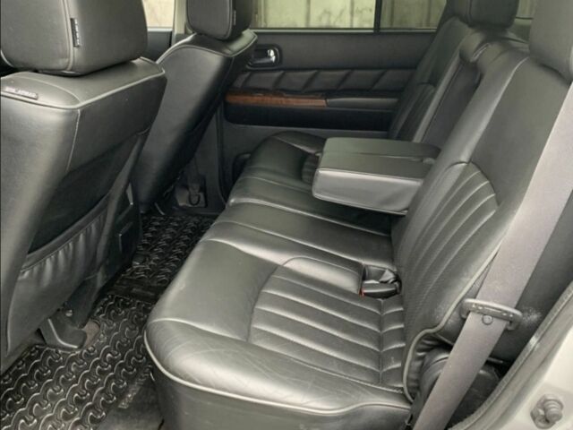 Серый Ниссан Патрол, объемом двигателя 3 л и пробегом 263 тыс. км за 3900 $, фото 6 на Automoto.ua