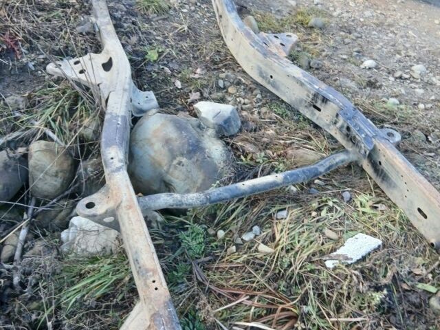 Синій Ніссан Патрол, об'ємом двигуна 0 л та пробігом 300 тис. км за 1000 $, фото 2 на Automoto.ua