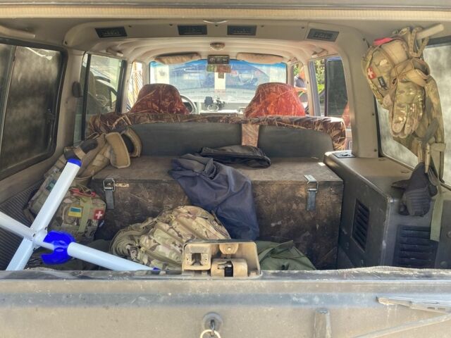 Синий Ниссан Патрол, объемом двигателя 2.8 л и пробегом 221 тыс. км за 2500 $, фото 5 на Automoto.ua