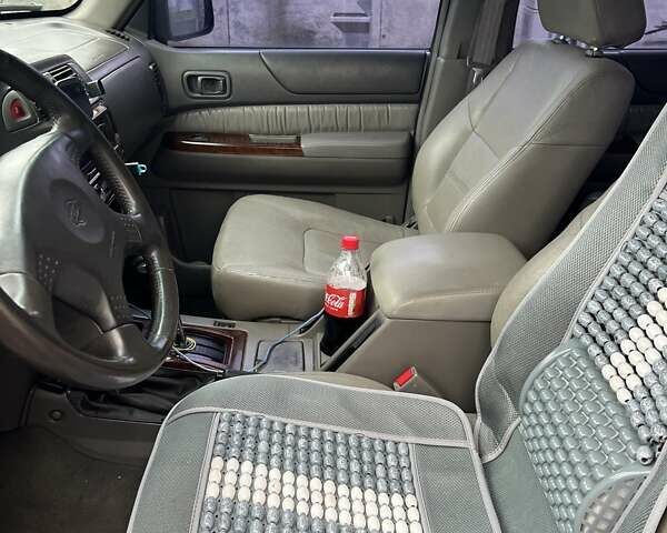 Синий Ниссан Патрол, объемом двигателя 3 л и пробегом 390 тыс. км за 12500 $, фото 17 на Automoto.ua