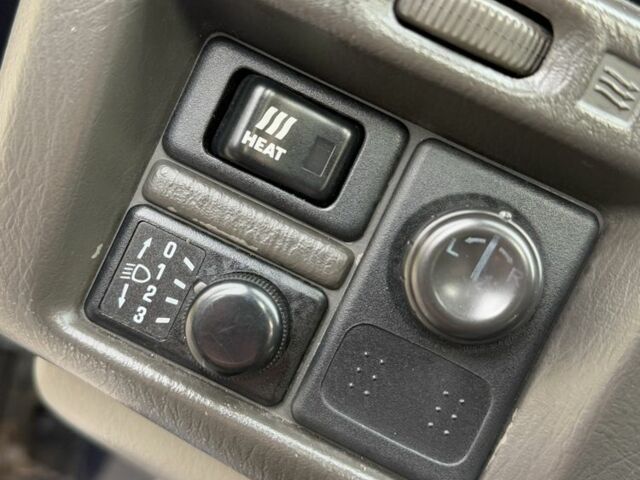 Синий Ниссан Патрол, объемом двигателя 3 л и пробегом 312 тыс. км за 10550 $, фото 20 на Automoto.ua