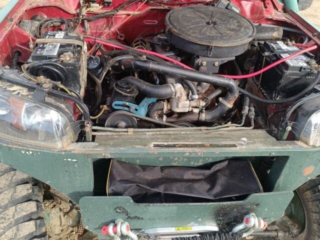 Зелений Ніссан Патрол, об'ємом двигуна 3.3 л та пробігом 250 тис. км за 4750 $, фото 5 на Automoto.ua