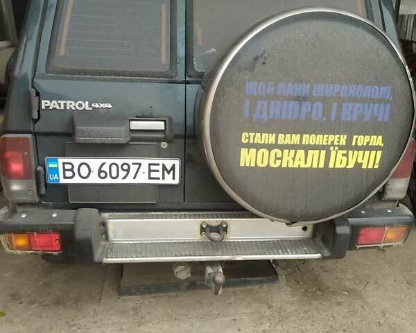 Зелений Ніссан Патрол, об'ємом двигуна 2.8 л та пробігом 230 тис. км за 11000 $, фото 1 на Automoto.ua