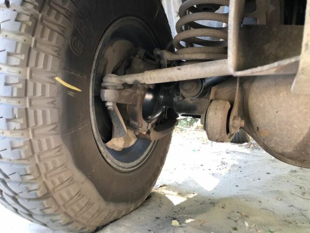 Зеленый Ниссан Патрол, объемом двигателя 2.8 л и пробегом 200 тыс. км за 11000 $, фото 3 на Automoto.ua