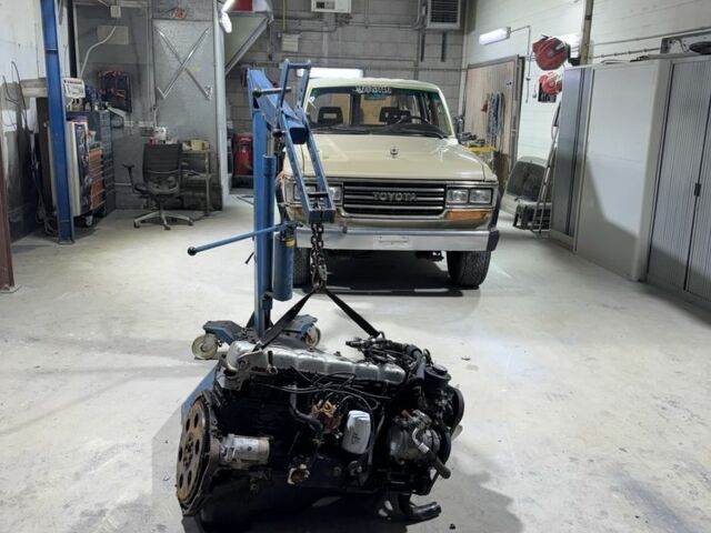 Зеленый Ниссан Патрол, объемом двигателя 3 л и пробегом 300 тыс. км за 7537 $, фото 14 на Automoto.ua