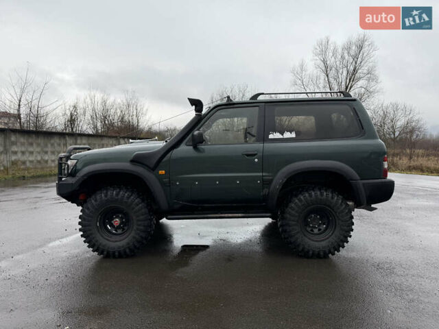 Зелений Ніссан Патрол, об'ємом двигуна 2.83 л та пробігом 254 тис. км за 11800 $, фото 5 на Automoto.ua