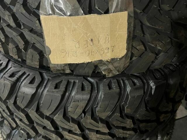 Зеленый Ниссан Патрол, объемом двигателя 3 л и пробегом 300 тыс. км за 7537 $, фото 4 на Automoto.ua