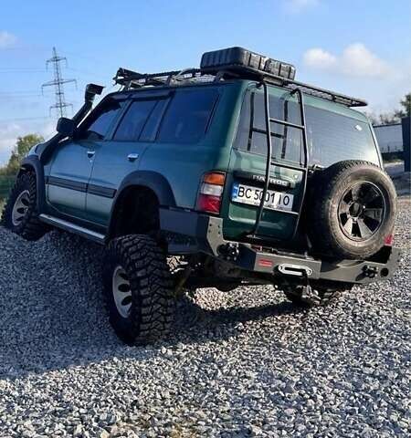 Зелений Ніссан Патрол, об'ємом двигуна 4.5 л та пробігом 150 тис. км за 19700 $, фото 6 на Automoto.ua