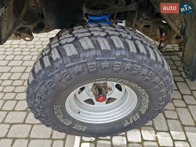 Зелений Ніссан Патрол, об'ємом двигуна 2.8 л та пробігом 198 тис. км за 19999 $, фото 18 на Automoto.ua