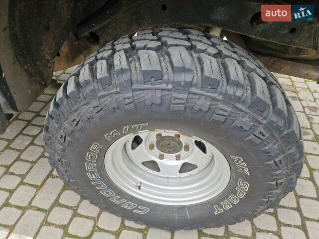 Зелений Ніссан Патрол, об'ємом двигуна 2.8 л та пробігом 198 тис. км за 19999 $, фото 25 на Automoto.ua