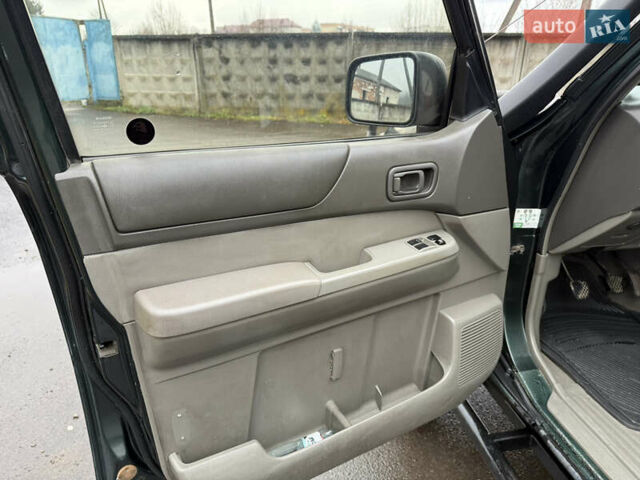 Зелений Ніссан Патрол, об'ємом двигуна 2.83 л та пробігом 254 тис. км за 11800 $, фото 16 на Automoto.ua