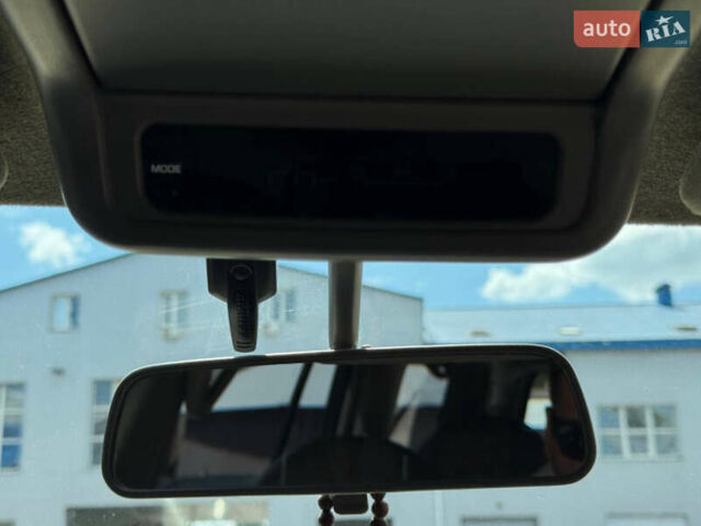 Зеленый Ниссан Патрол, объемом двигателя 4.2 л и пробегом 270 тыс. км за 26800 $, фото 13 на Automoto.ua