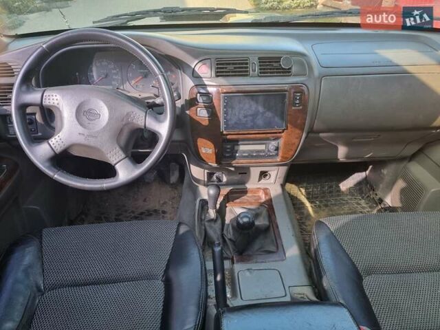 Зеленый Ниссан Патрол, объемом двигателя 2.8 л и пробегом 312 тыс. км за 21500 $, фото 6 на Automoto.ua