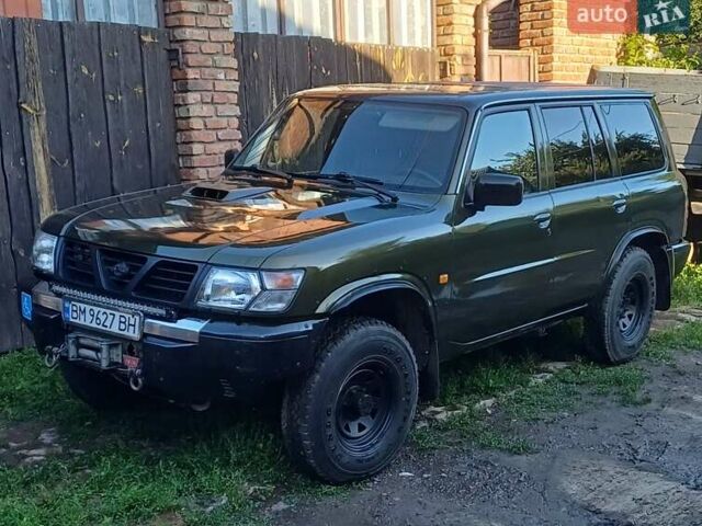Зеленый Ниссан Патрол, объемом двигателя 2.96 л и пробегом 240 тыс. км за 24000 $, фото 1 на Automoto.ua