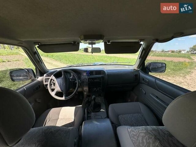 Зелений Ніссан Патрол, об'ємом двигуна 3 л та пробігом 235 тис. км за 17300 $, фото 10 на Automoto.ua