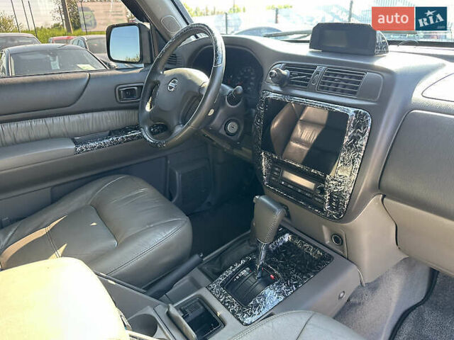 Зеленый Ниссан Патрол, объемом двигателя 2.95 л и пробегом 333 тыс. км за 25000 $, фото 11 на Automoto.ua