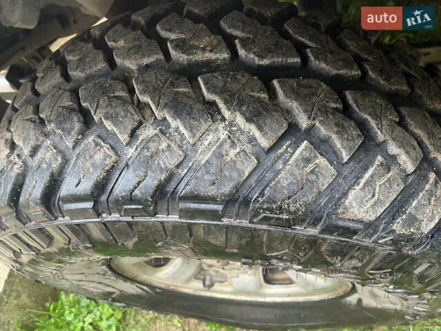 Зеленый Ниссан Патрол, объемом двигателя 2.95 л и пробегом 300 тыс. км за 9800 $, фото 7 на Automoto.ua