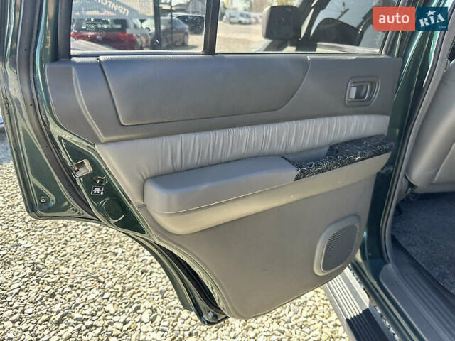 Зеленый Ниссан Патрол, объемом двигателя 2.95 л и пробегом 333 тыс. км за 25000 $, фото 13 на Automoto.ua