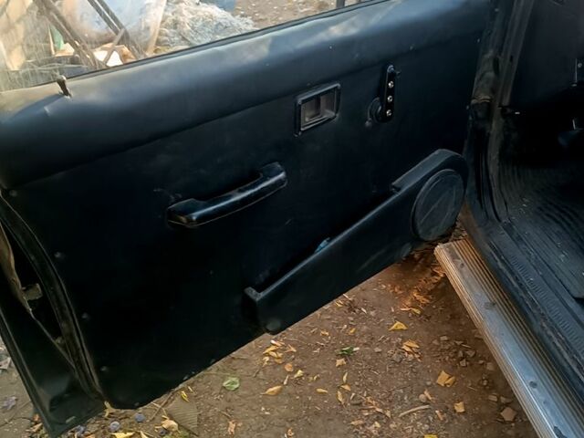 Черный Ниссан Пикап, объемом двигателя 2.5 л и пробегом 0 тыс. км за 3000 $, фото 3 на Automoto.ua