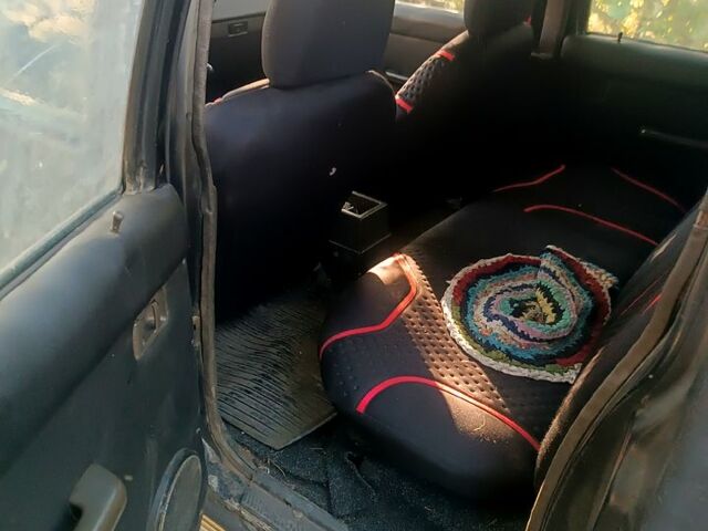 Чорний Ніссан Пікап, об'ємом двигуна 2.5 л та пробігом 0 тис. км за 2500 $, фото 5 на Automoto.ua