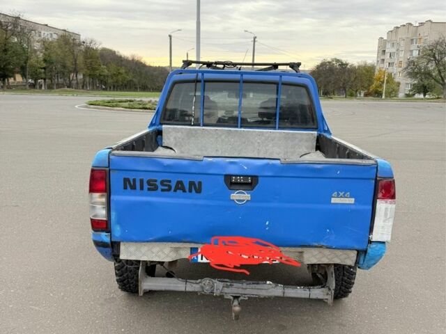 Синій Ніссан Пікап, об'ємом двигуна 2.5 л та пробігом 300 тис. км за 4300 $, фото 2 на Automoto.ua