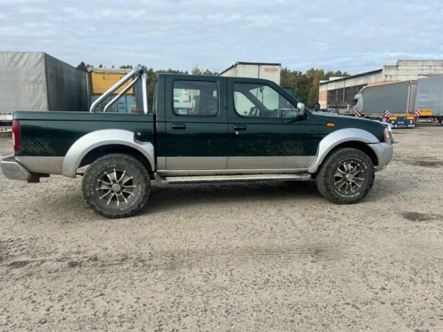 Зелений Ніссан Пікап, об'ємом двигуна 2.5 л та пробігом 300 тис. км за 6426 $, фото 5 на Automoto.ua