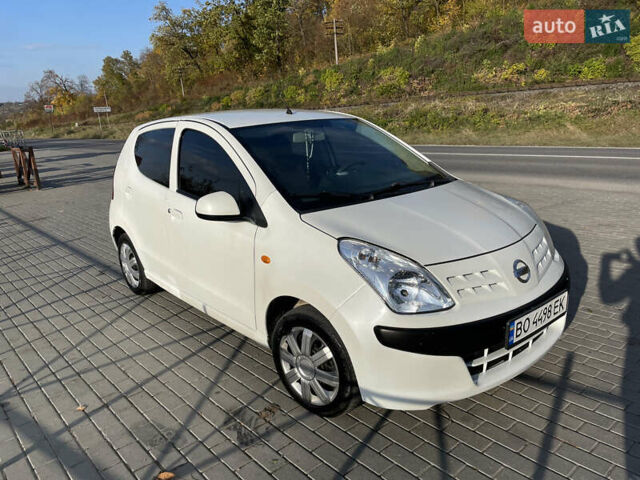 Белый Ниссан Пиксо, объемом двигателя 1 л и пробегом 206 тыс. км за 3500 $, фото 2 на Automoto.ua