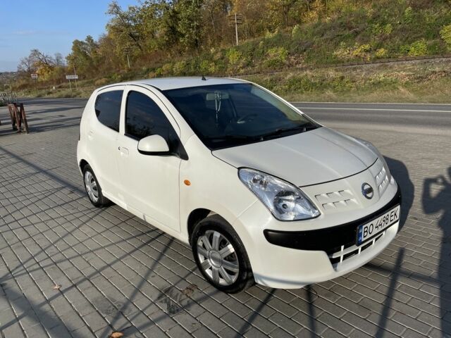 Белый Ниссан Пиксо, объемом двигателя 1 л и пробегом 208 тыс. км за 3500 $, фото 10 на Automoto.ua