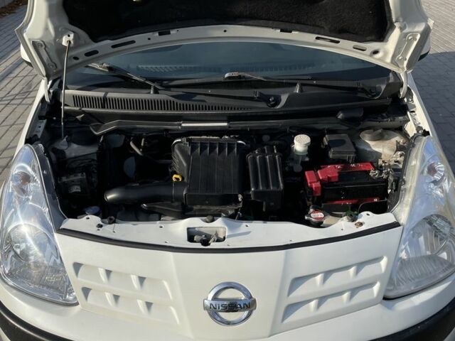 Белый Ниссан Пиксо, объемом двигателя 1 л и пробегом 208 тыс. км за 3500 $, фото 8 на Automoto.ua