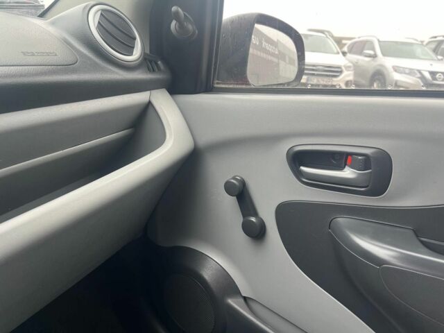 Червоний Ніссан Піксо, об'ємом двигуна 1 л та пробігом 187 тис. км за 4490 $, фото 22 на Automoto.ua