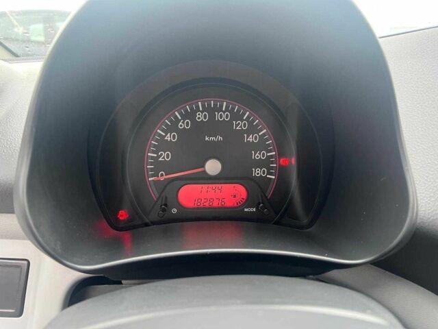 Червоний Ніссан Піксо, об'ємом двигуна 1 л та пробігом 187 тис. км за 4490 $, фото 17 на Automoto.ua