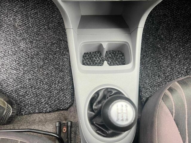 Червоний Ніссан Піксо, об'ємом двигуна 1 л та пробігом 187 тис. км за 4490 $, фото 20 на Automoto.ua