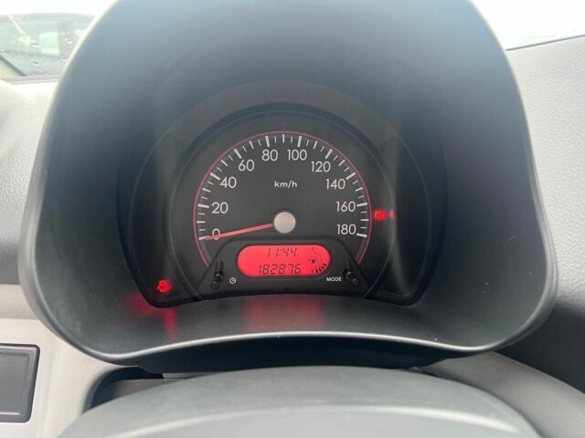 Червоний Ніссан Піксо, об'ємом двигуна 1 л та пробігом 187 тис. км за 4490 $, фото 17 на Automoto.ua